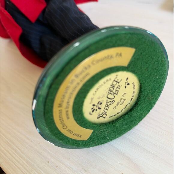 Byers' Choice Christmas Musical Waite Man with French Horn 13" Figurine - Picture 7 of 8